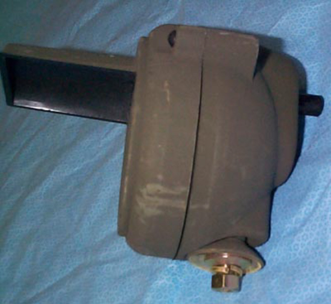 12 V.   F. Blackout Headlamp, M880, CUCV, P/N 12258221  NSN: 6220-01-037-4812