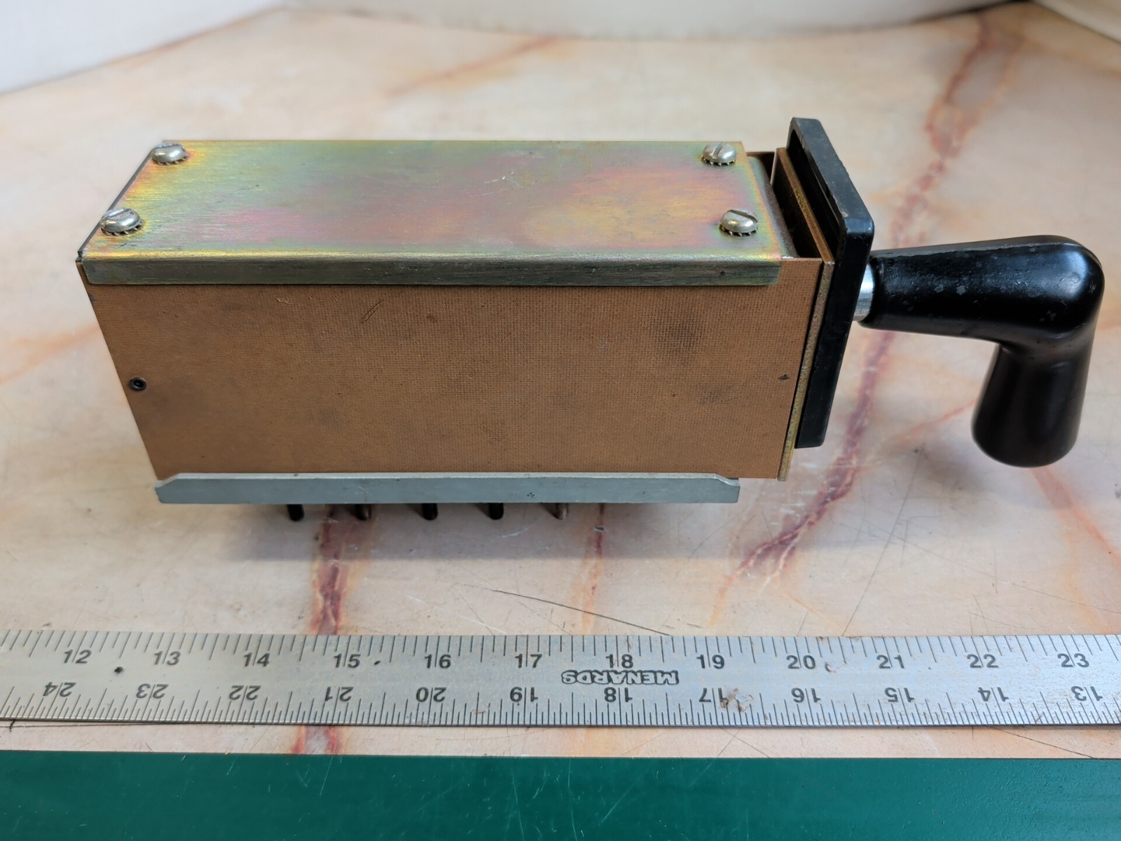 ELECTROSWITCH 8330A62G01 ROTARY CAM SWITCH BOX