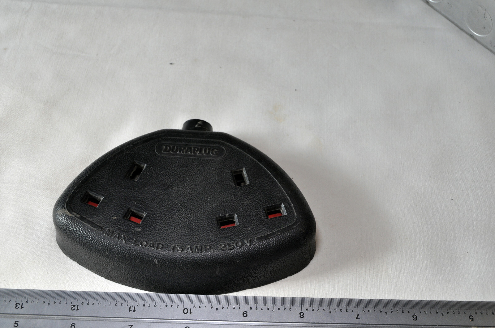 13A British "Dura Plug"