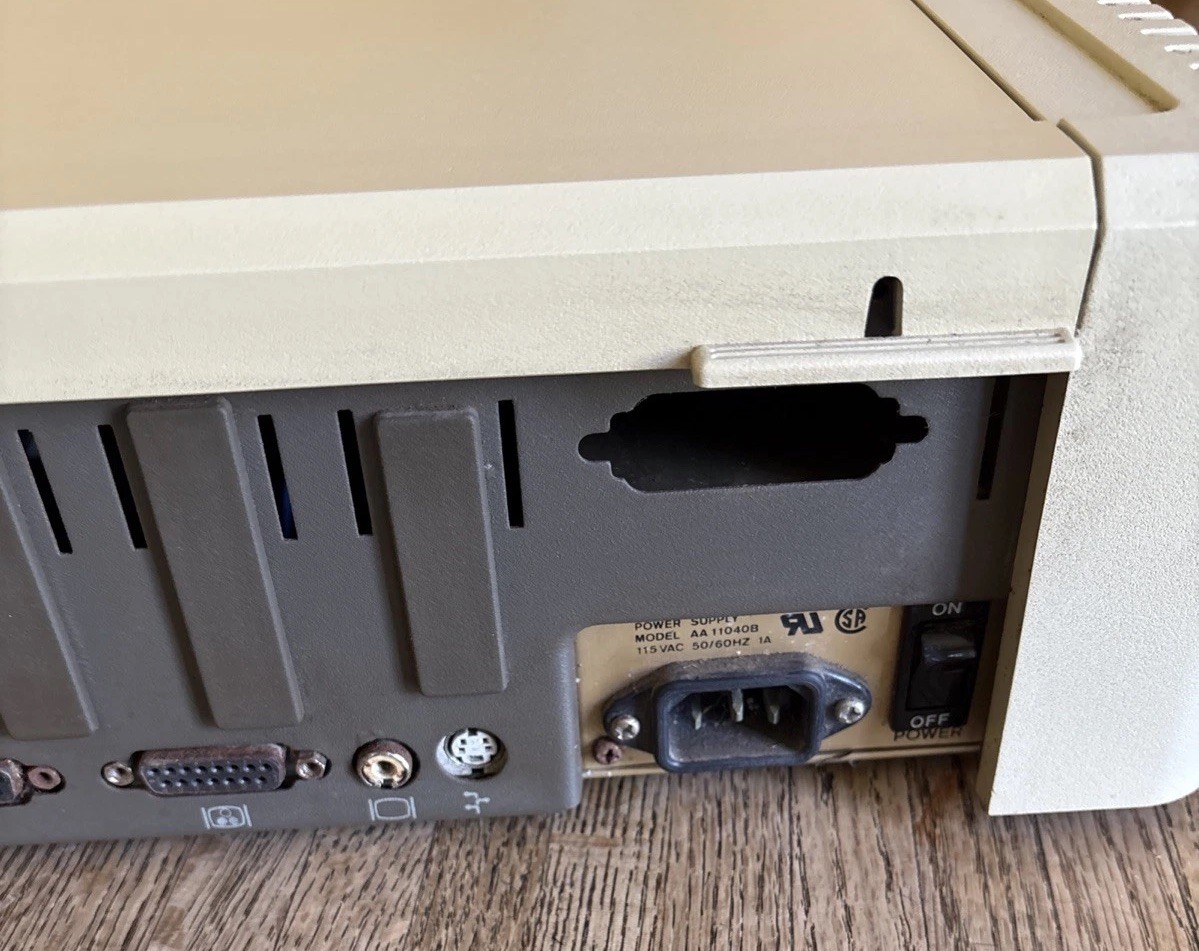 Apple IIGS Stealth Upgrade Computer Model Number AA11040B *Not Tested*