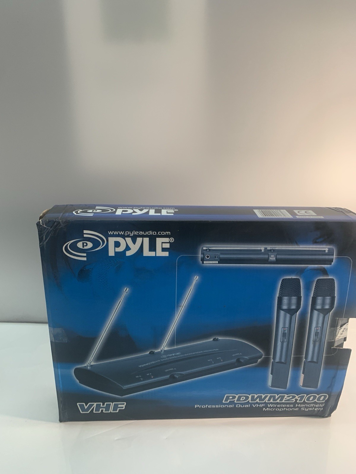 PDWM2100 Professional Dual VHF Wireless Handheld Microphone System
