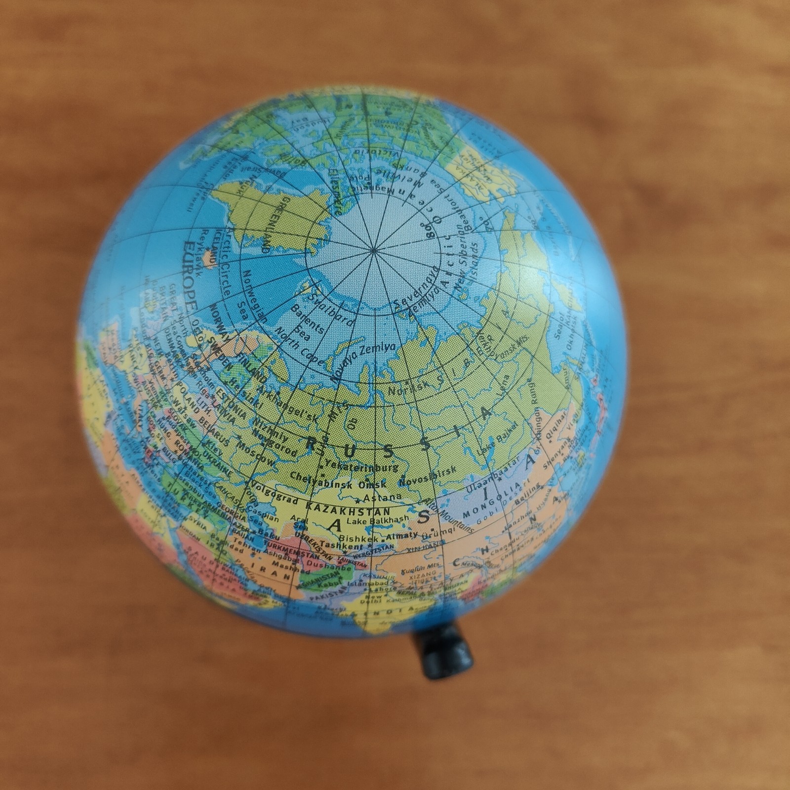 Replogle World Mini Globe 2001 Desktop 4" Diameter/5.5” Tall Dual Direction Spin