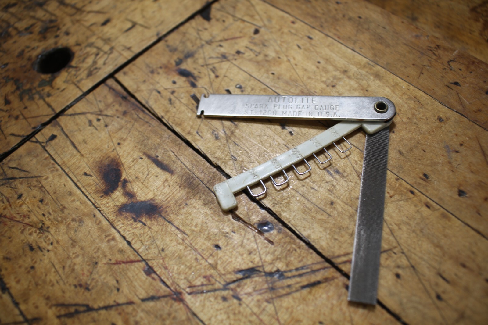 AC Spark Plug Gap Tool, vintage AUTOLITE Gap Tool
