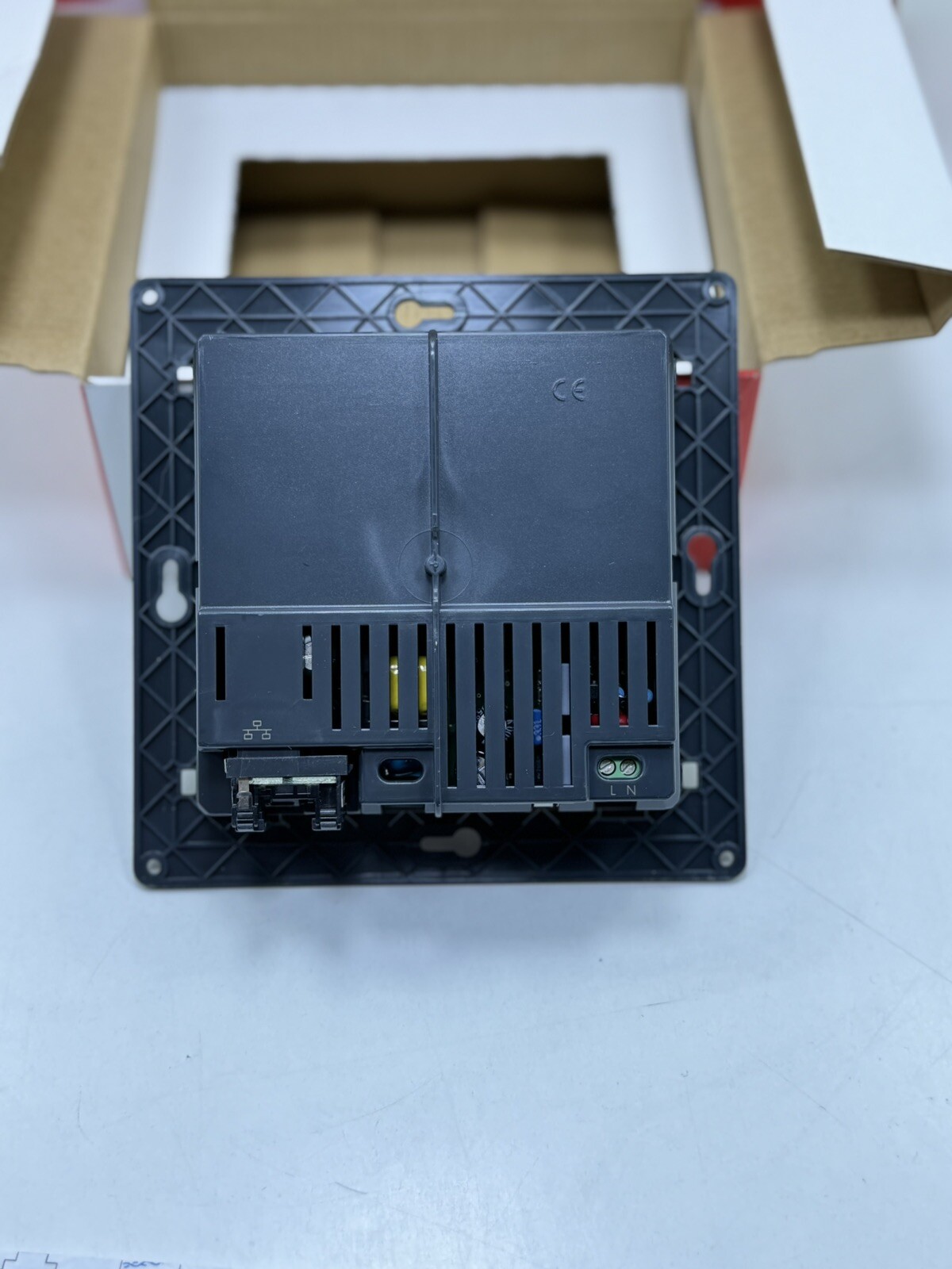 legrand 67284 LEG67284 Touch screen scenario manager screen controller 672 84