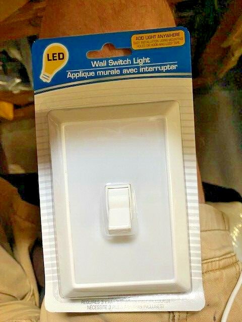 WHITE Cordless Light Switch Portable Led Night Emergency w/Batteries Light NEW