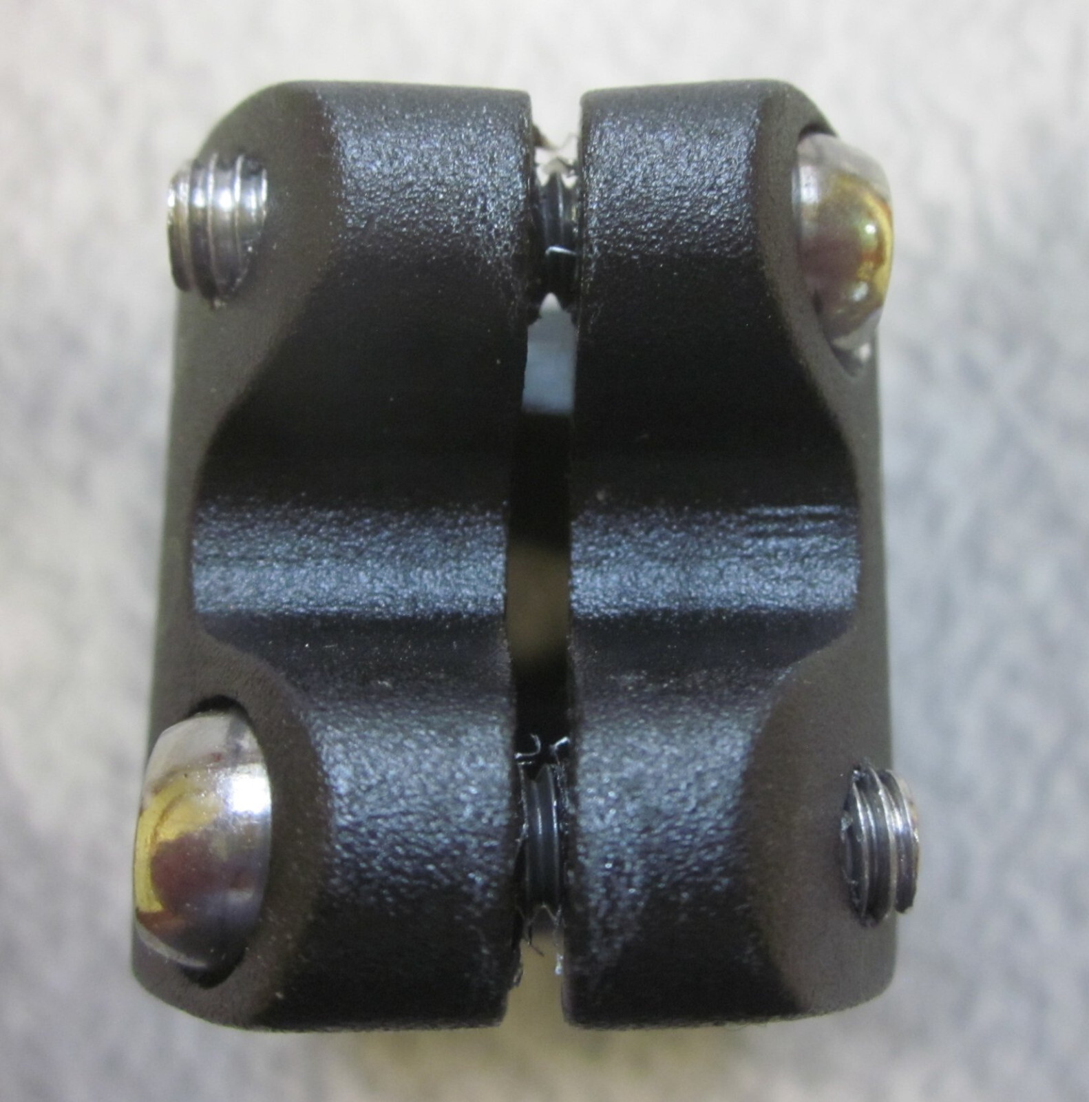 Cansucc stem threadless 32mm +/-7 degrees. 1 1/8 x 1 1/8 shorty