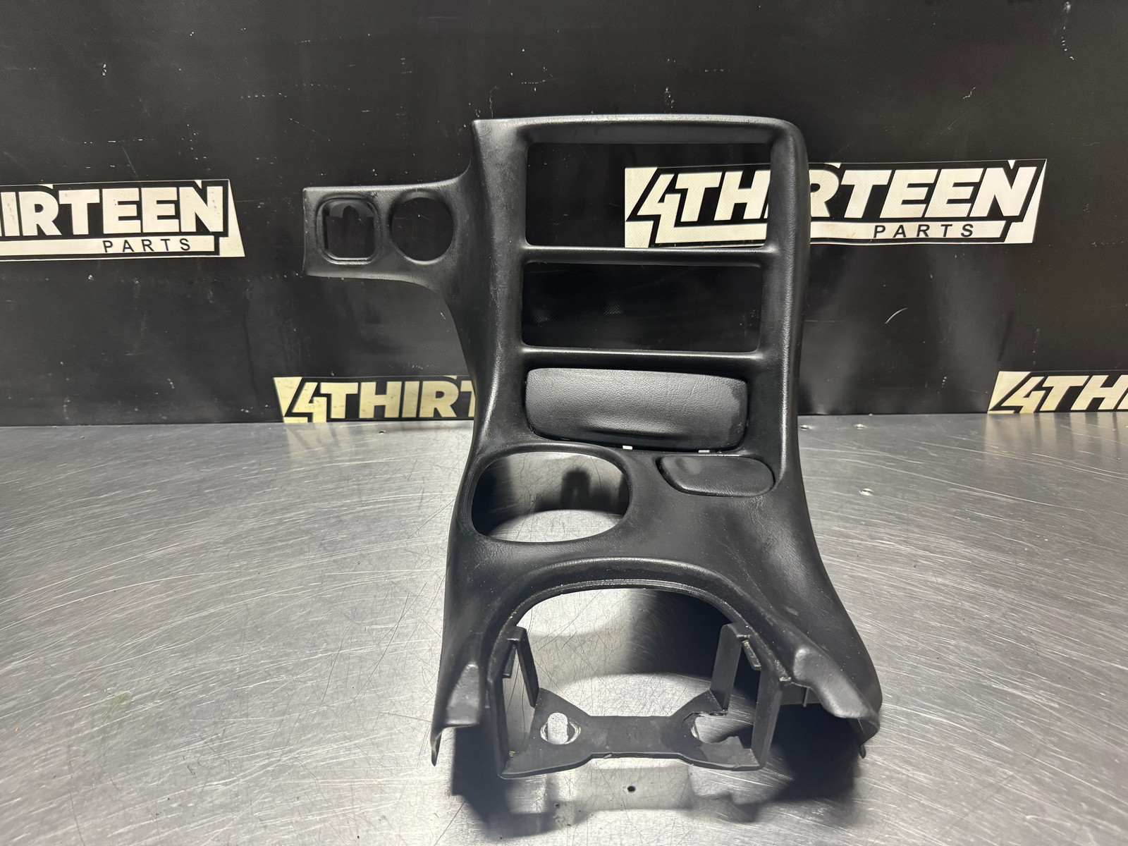 1997 - 2004 CORVETTE C5 OEM RADIO BEZEL #N276