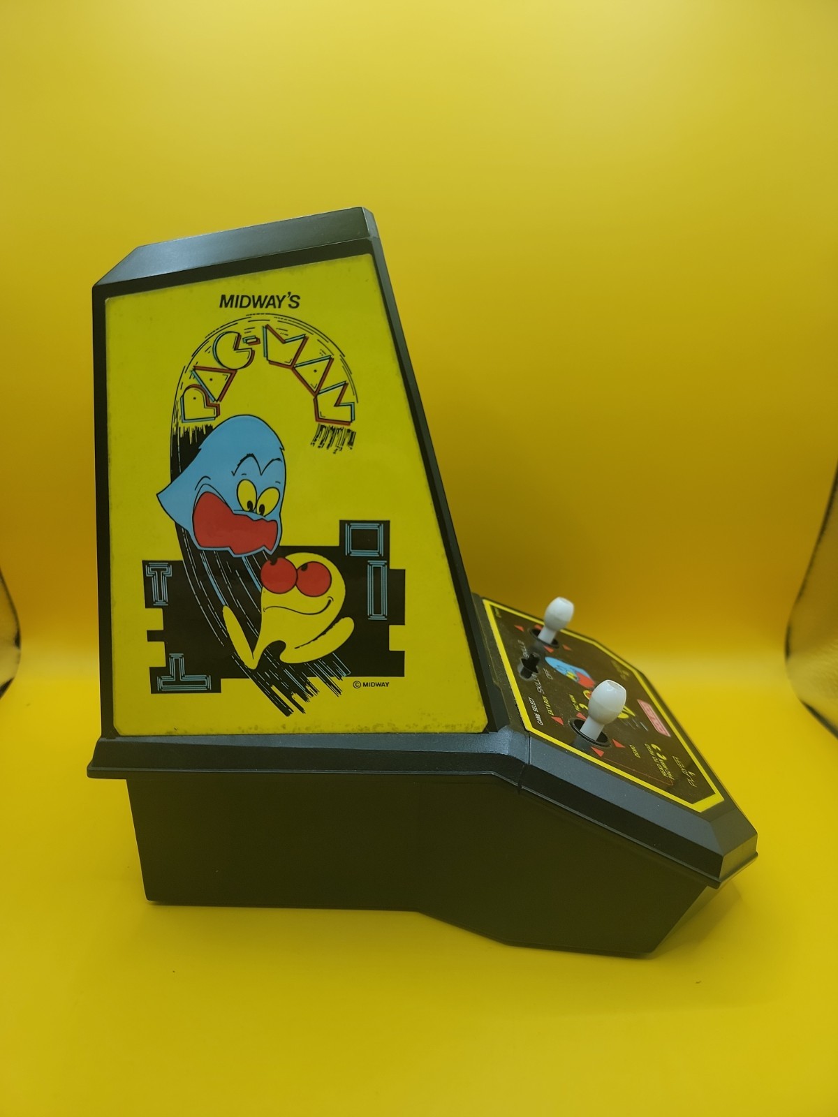 Vintage 1981 Mini Pac Man Tabletop Arcade