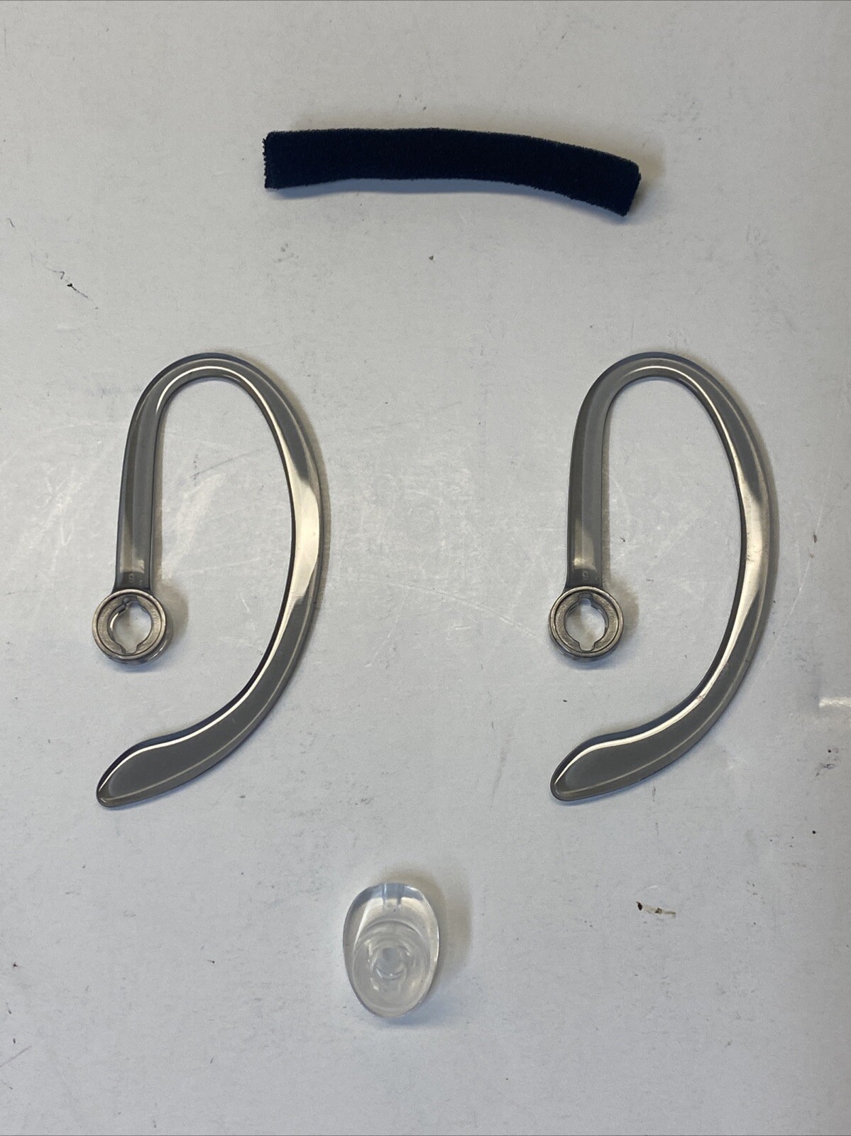 Plantronics 86540-01 CS540 Earloops Kit Replacement 2 Ear Hooks for Headsets NEW