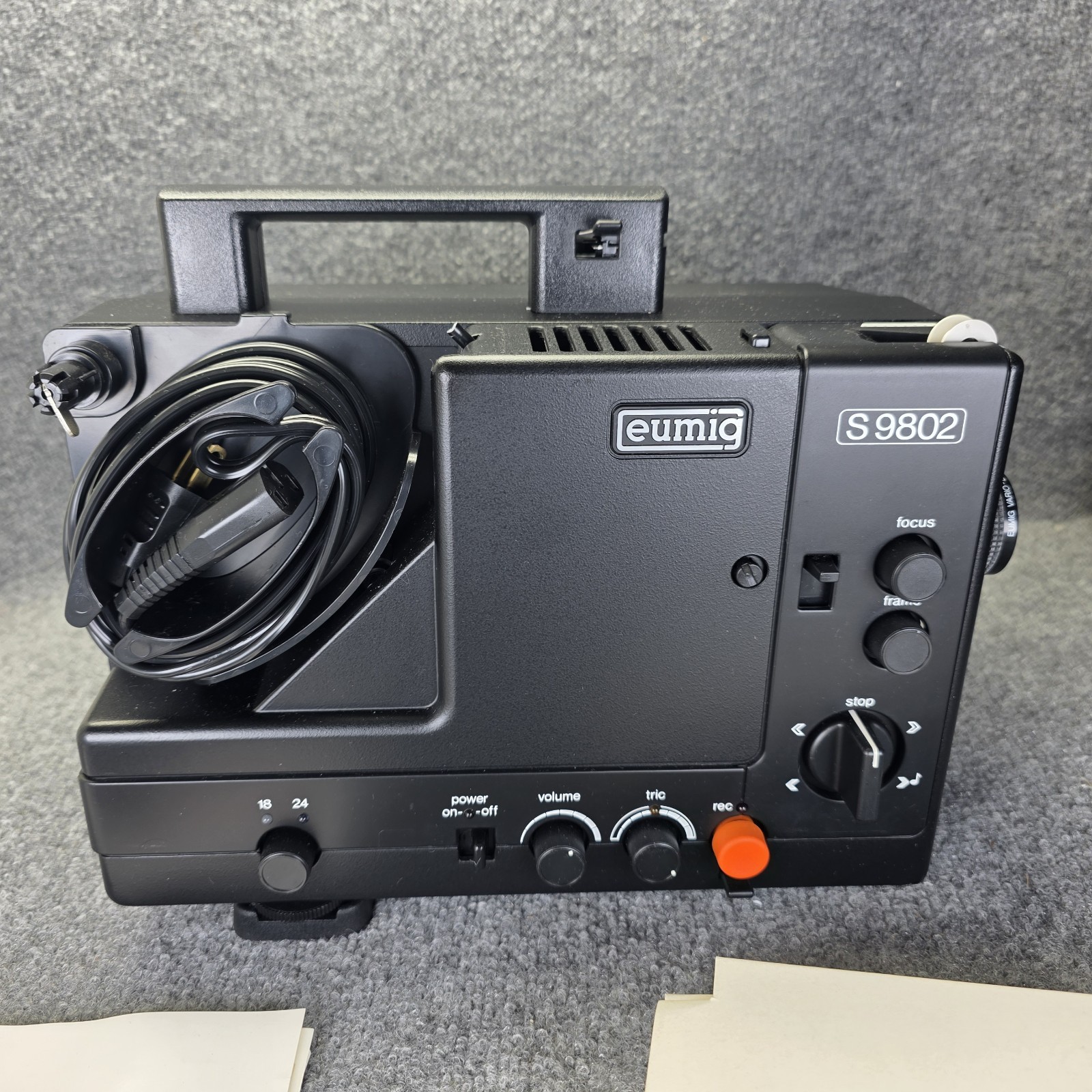 EUMIG S9802 SUPER 8MM SOUND PROJECTOR MADE IN AUSTRIA