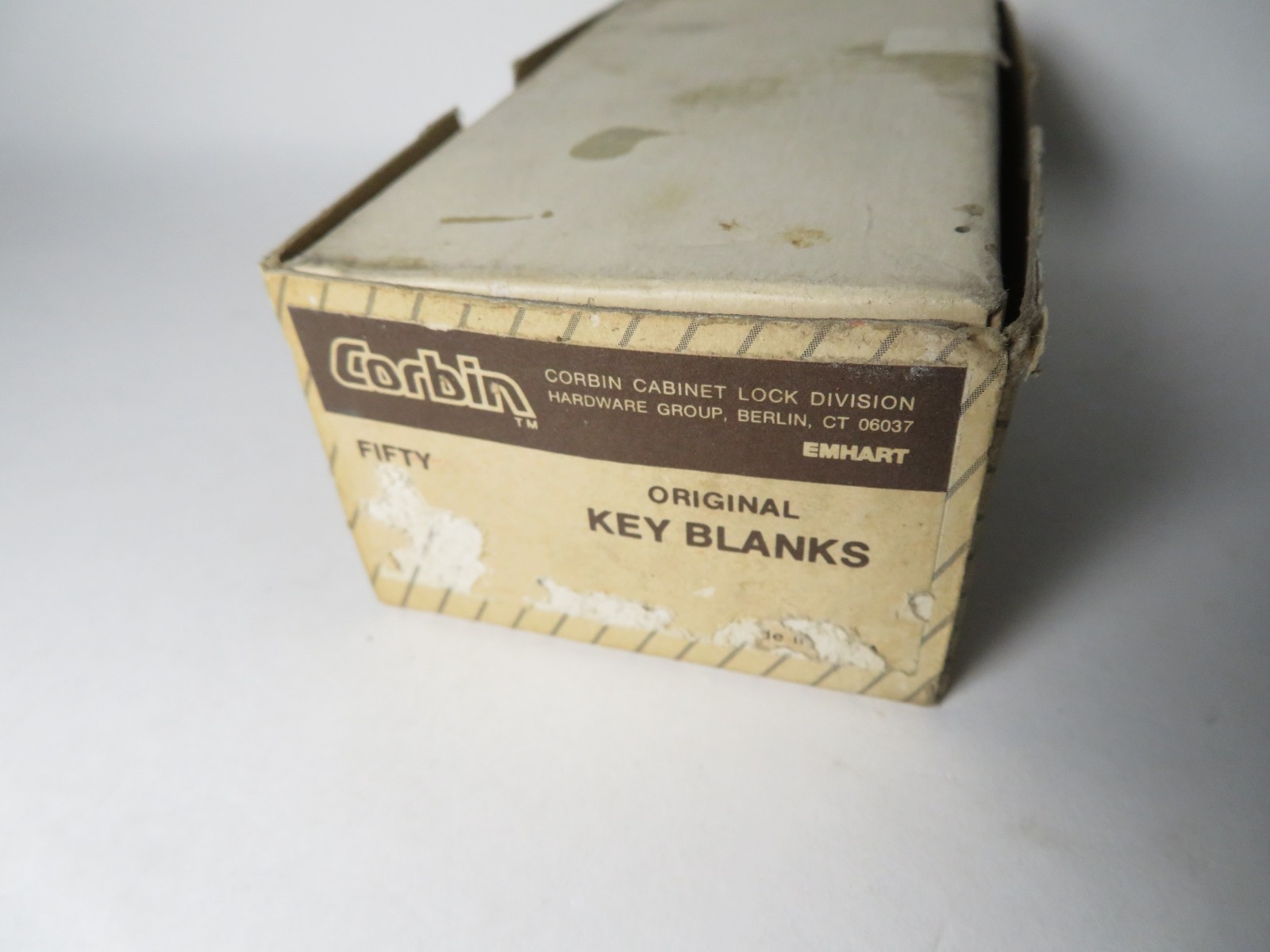 (50ct) Corbin Key Blanks: Unknown Keyway - Worn Package - NOS