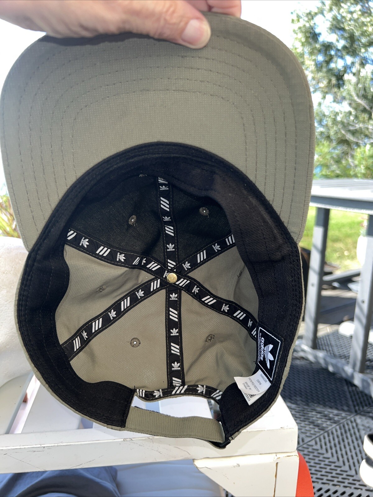 Adidas Logo on Front of Light Olive Lite Wt Hat Cap Polyester Hook Loop EUC