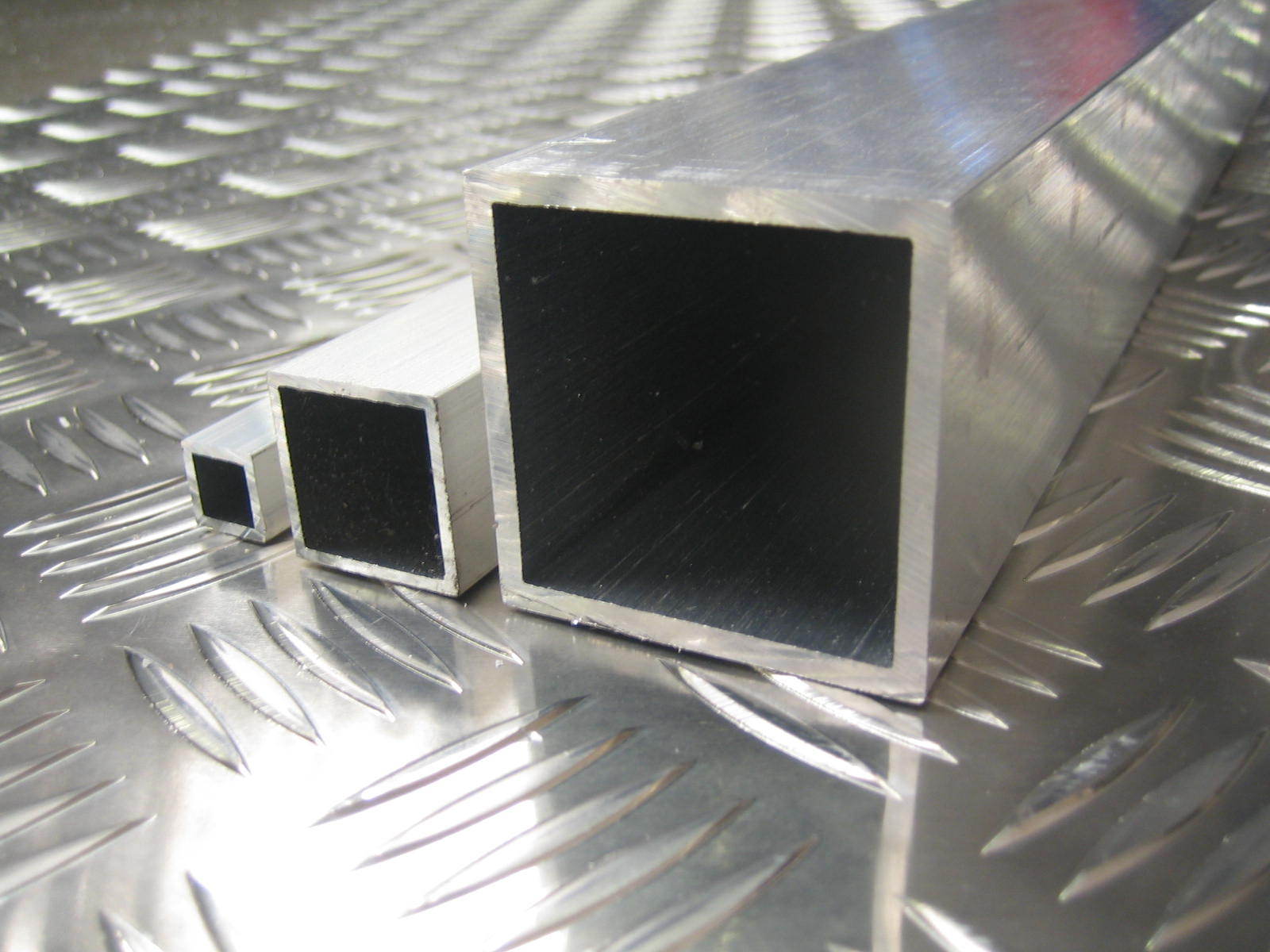 Aluminium Square Box Tube Section 1/2" - 4" Many Sizes Grades 6082T6 6063T6 GS