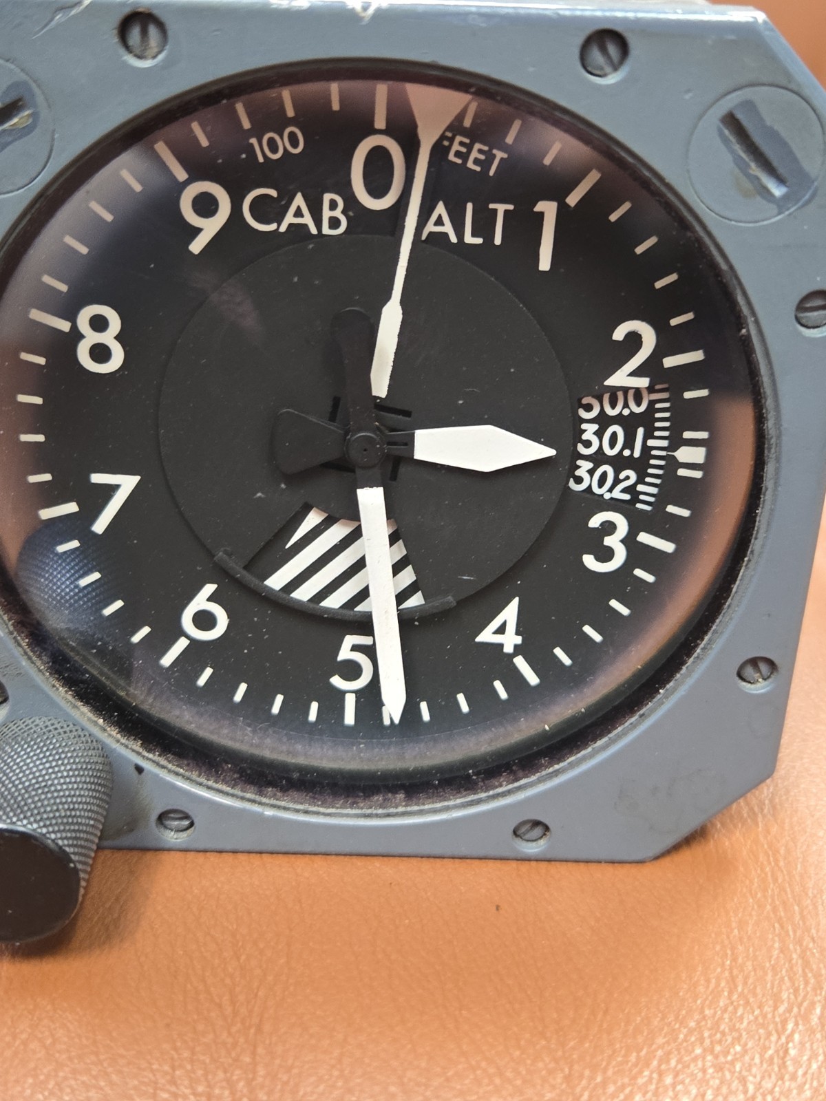 United Instruments, Inc. Altimeter Indicator / Cabin