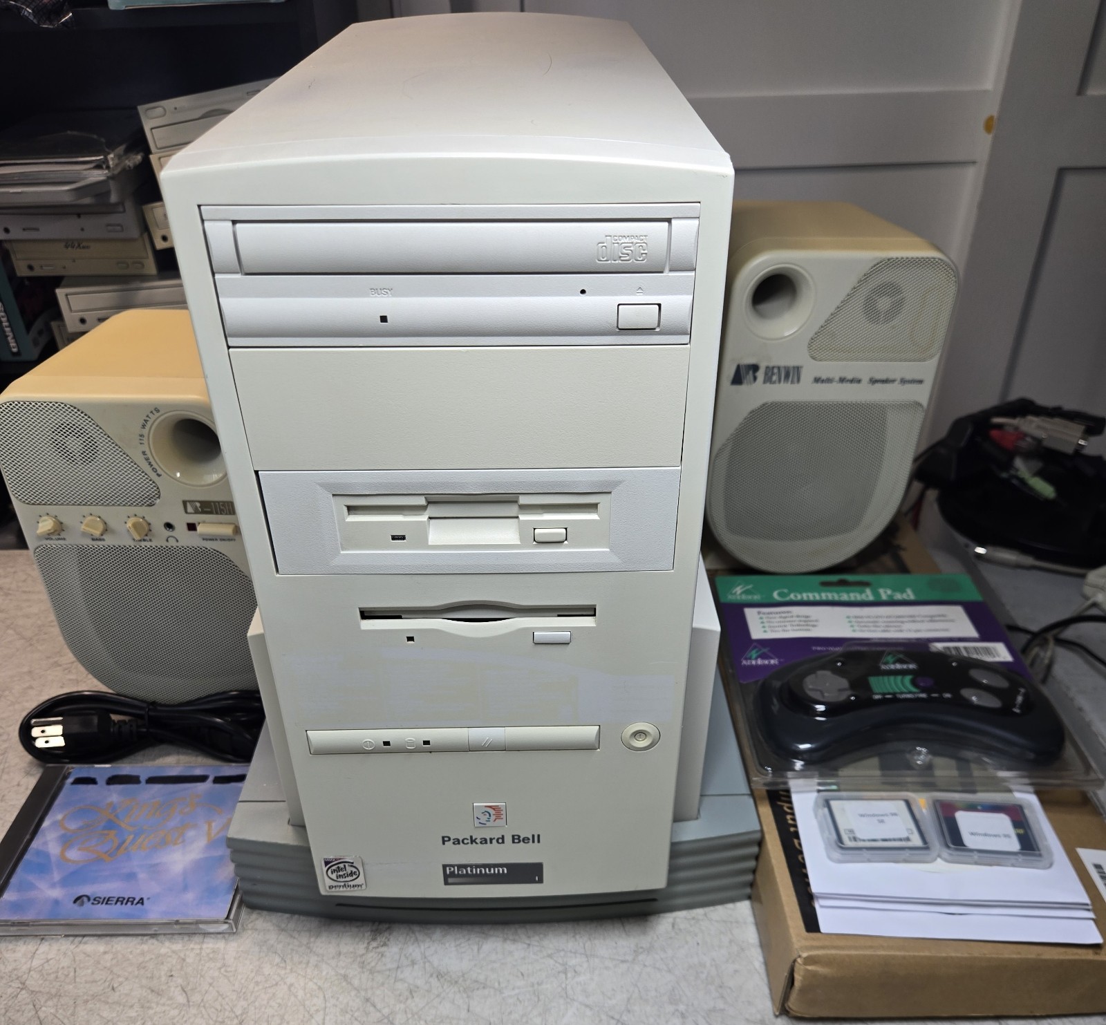 Windows 98 95 DOS Retro Gaming Computer Intel 200 MMX CPU 2 CF HDs Kings Quest V