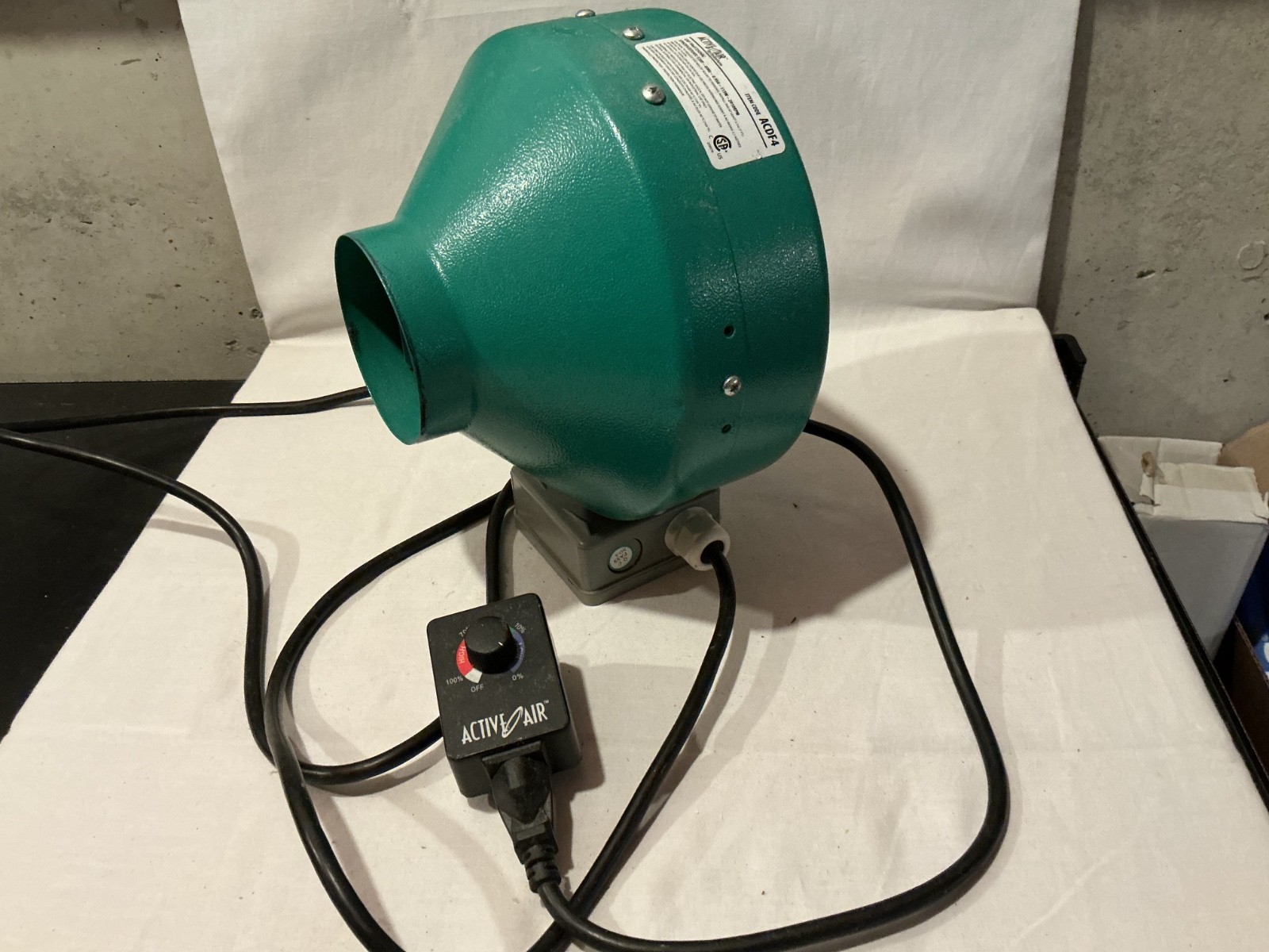 HYDROFARM ACTIVE AIR ACDF4 INLINE 4" DUCT FAN WITH SPEED CONTROL.