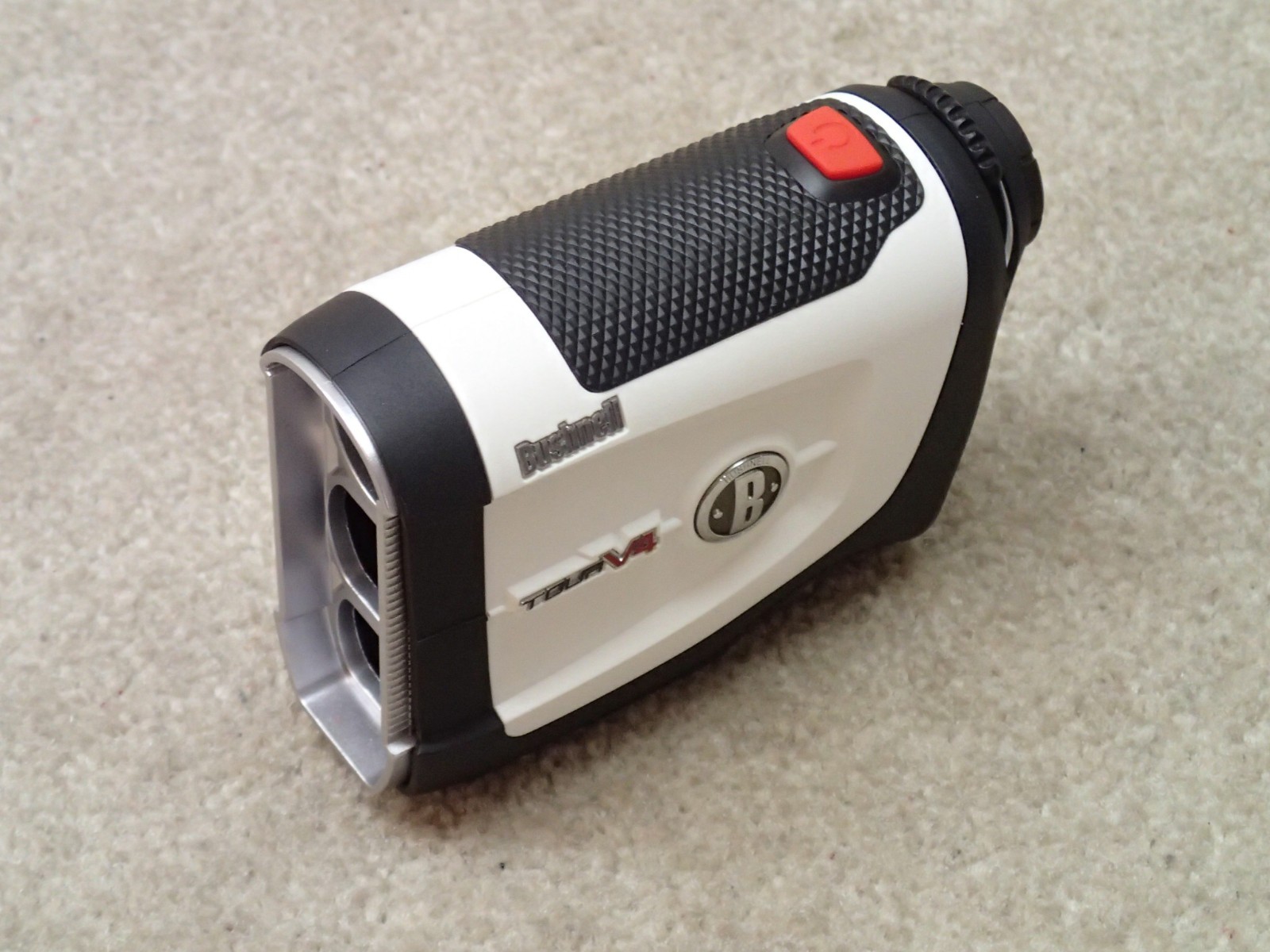 Bushnell Tour V4 Golf Rangefinder Nice but Project Has Bad Display