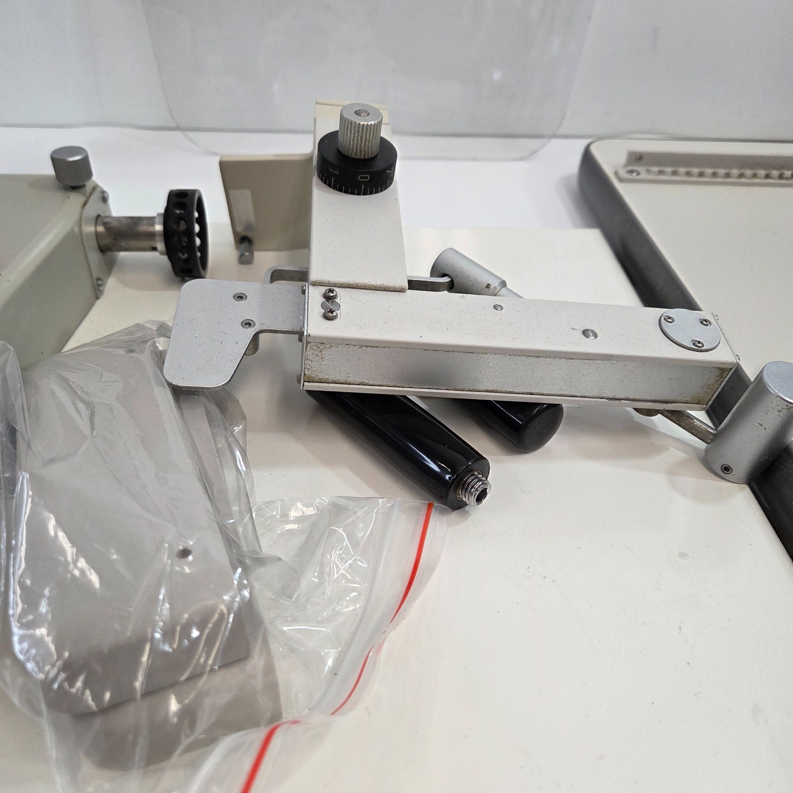 TOPCON SL-2E Slit Lamp Eye Optical Machine Japan AS IS