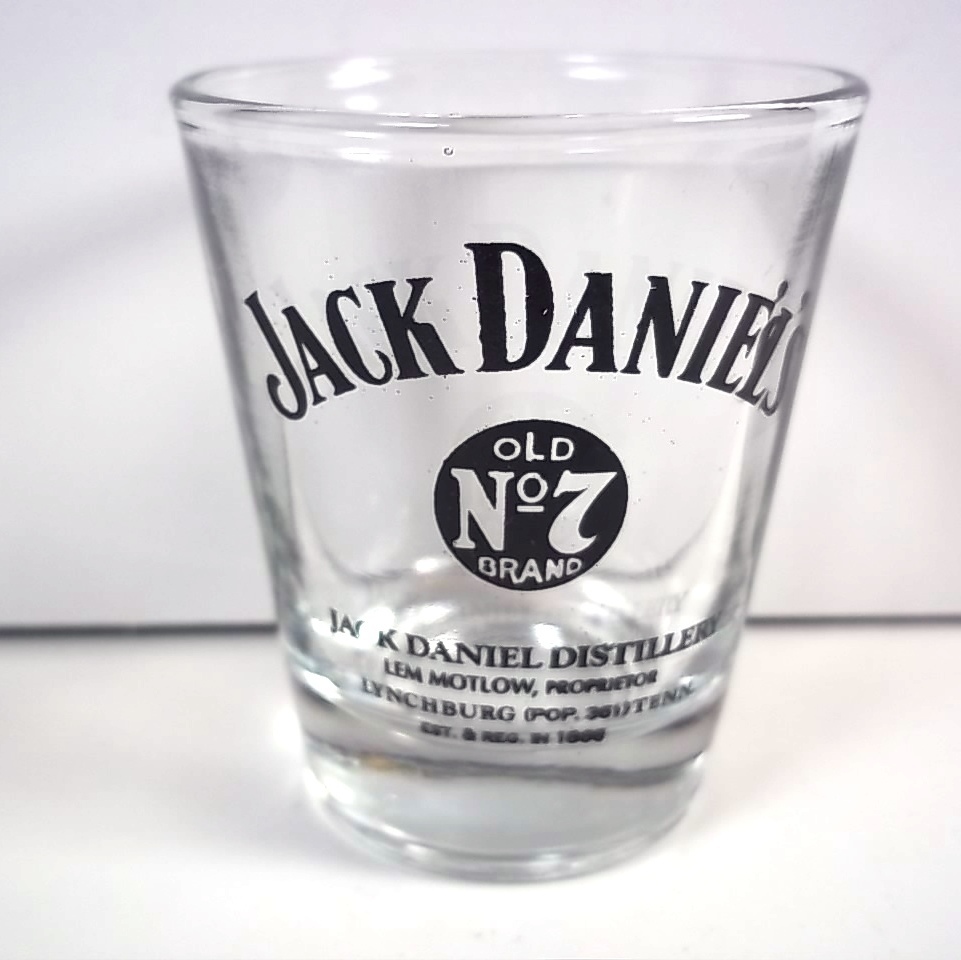 Jack Daniel's standard shot glass Old No 7 black on clear