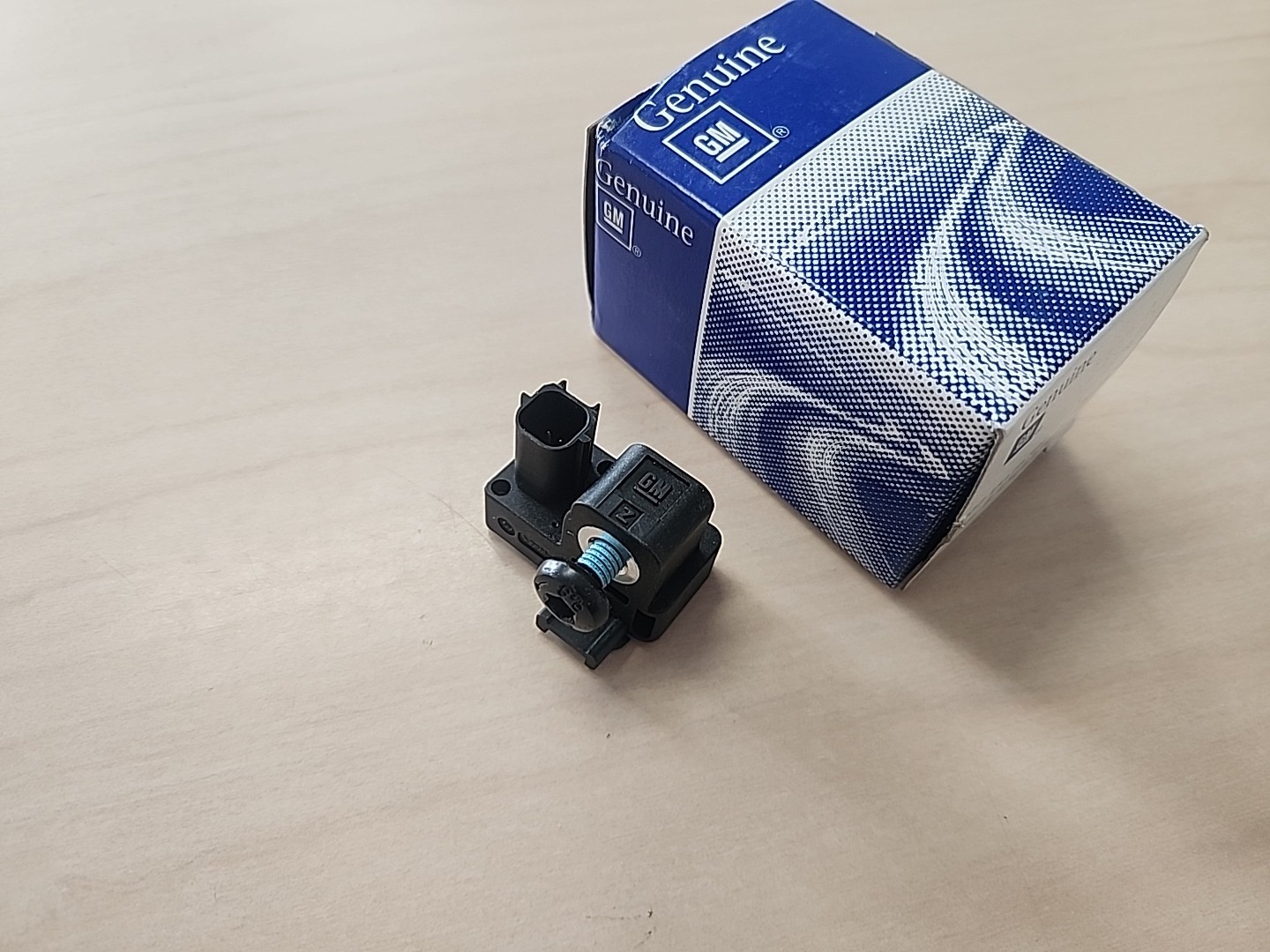 2010-14 Sensor GM#13502744 Genuine NOS Escalade Silverado Suburban Tahoe Sierra
