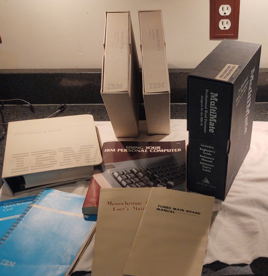 IBM Personal Computer Software Library manuals Books  DOS , 5" Floppy Disc