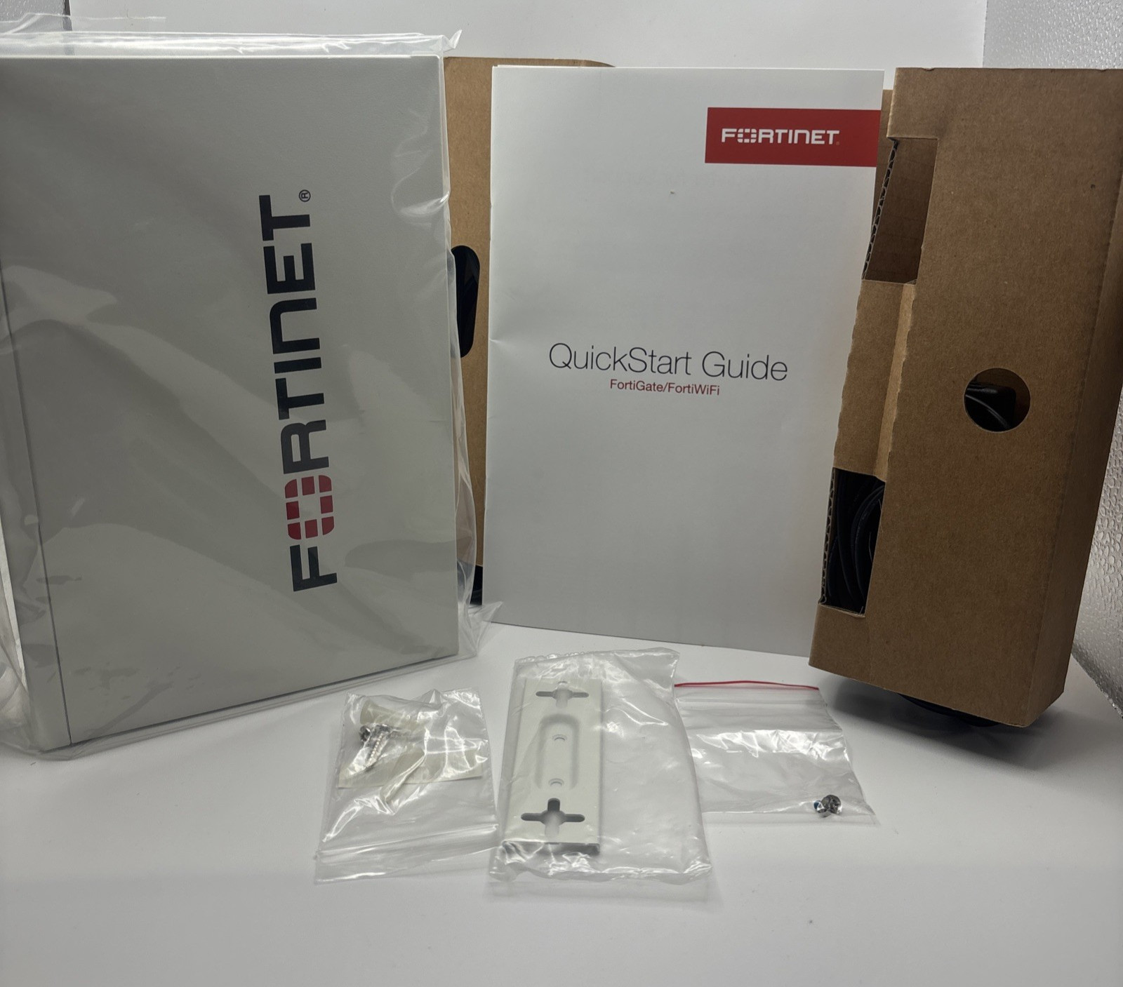 Fortinet FortiGate 60C FG-60C Router Firewall Security Appliance w/ POWER SUPPLY