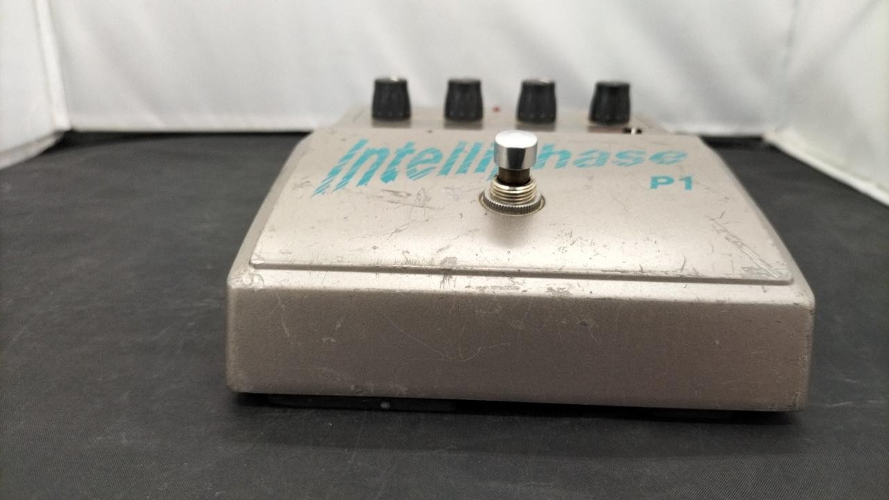 AKAI Model P1
