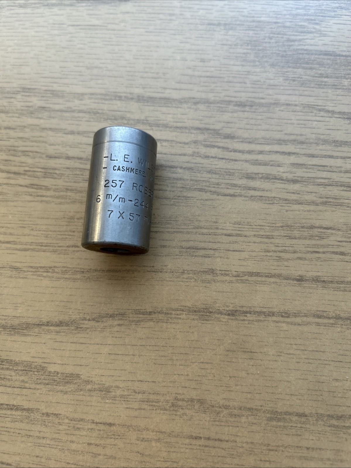 L.E. WILSON TRIMMER CASE HOLDER .257 ROBERTS,  6 MM - 244 REM,  7X57 MM