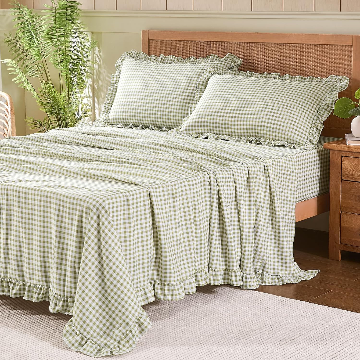 Gingham Queen Sheet Set, Lightweight Super Soft Brushed Microfiber Plaid Bed She