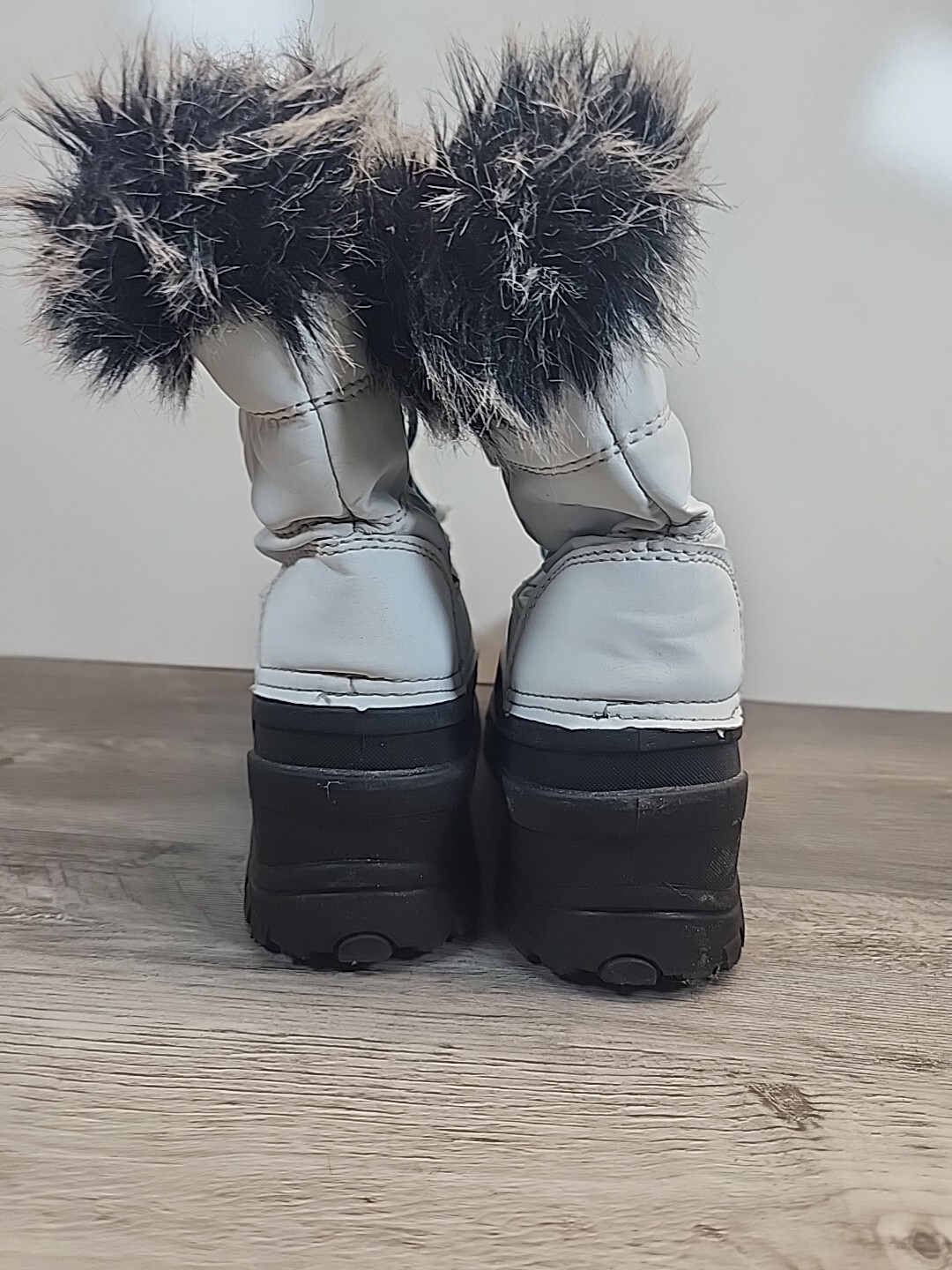 Size 4 Kids Boots for Winter