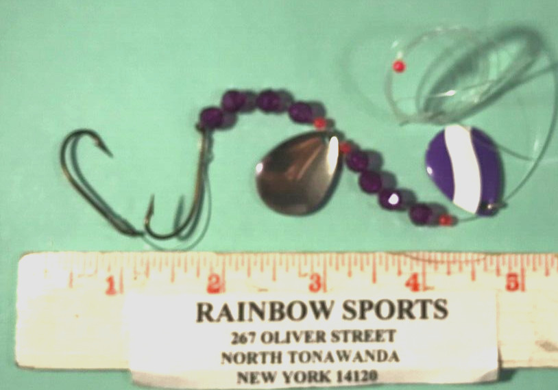 3 CHAMPION WORM HARNESS #3 COLORADO PURPLE/WHITE PAINTED DOUBLE BLADE, 2 HOOK