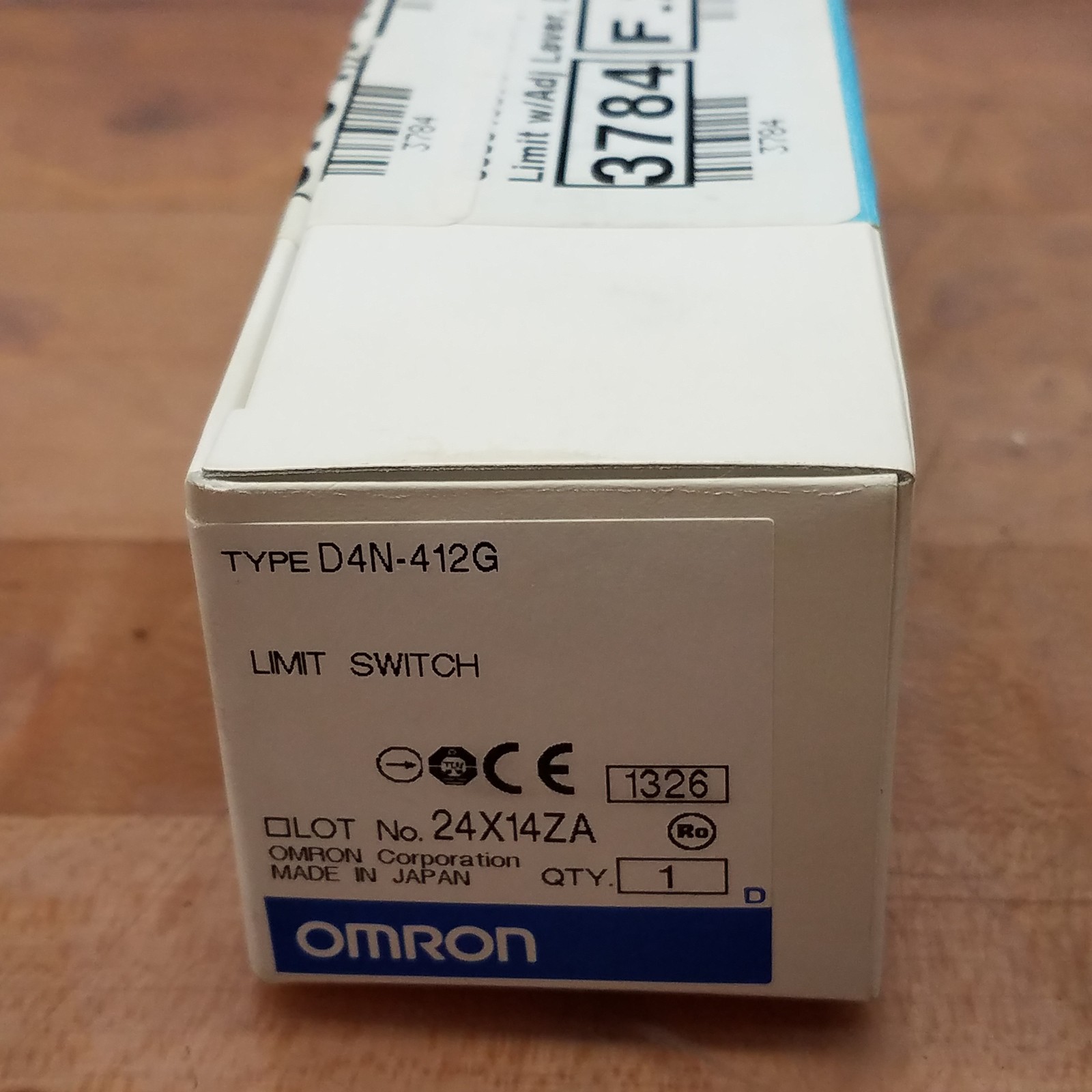 Omron D4N-412G Limit Switch - NEW