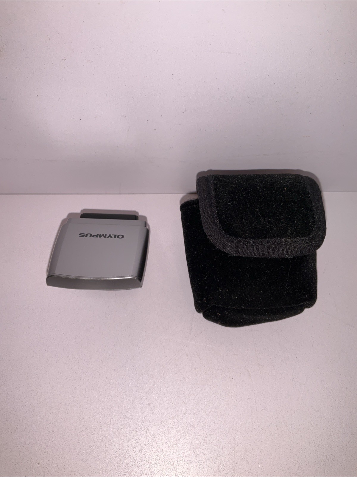 Compact FL-M1 Electronic Camera Flash in good working condition.