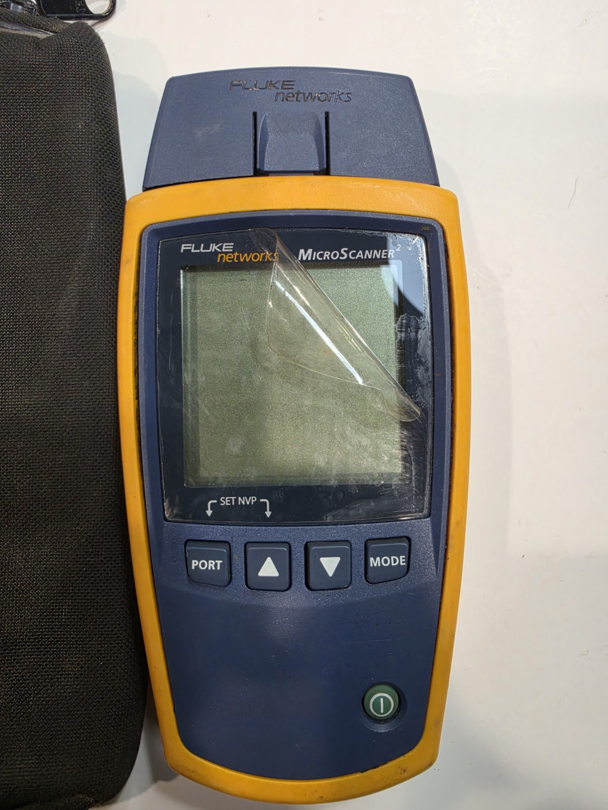 Fluke Networks MicroScanner2 RJ45 Cable Verifier Tester w/ Case & Adapter