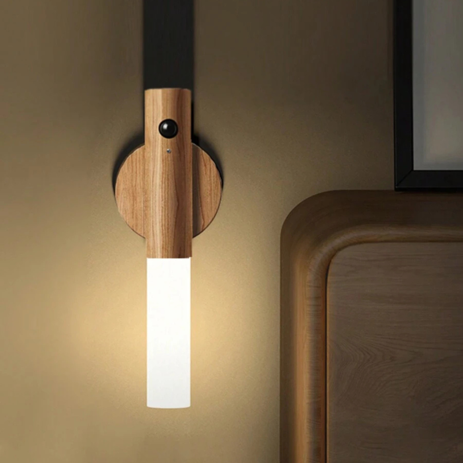 Motion Sensor Night Light Magnetic Wall Lamp USB Rechargeable LED Stick-On Light