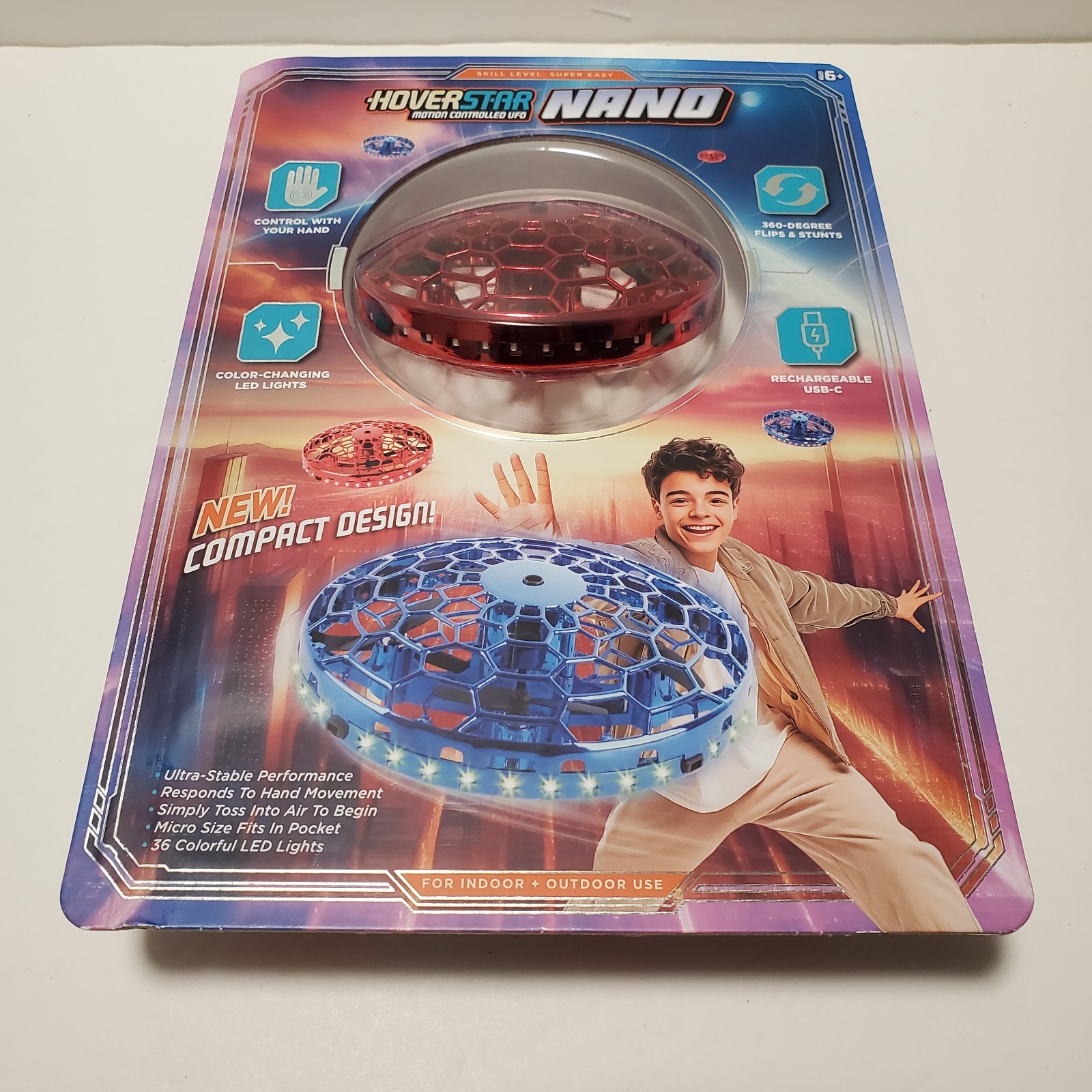 Hover Star Nano Motion Controlled UFO Toy – Hand Control (Red)