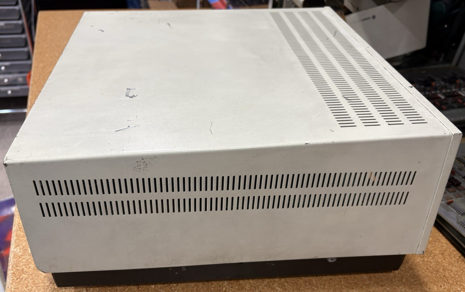 Commodore CBM 8050 Dual Floppy Disk Drive ***Powers on, with Manual***