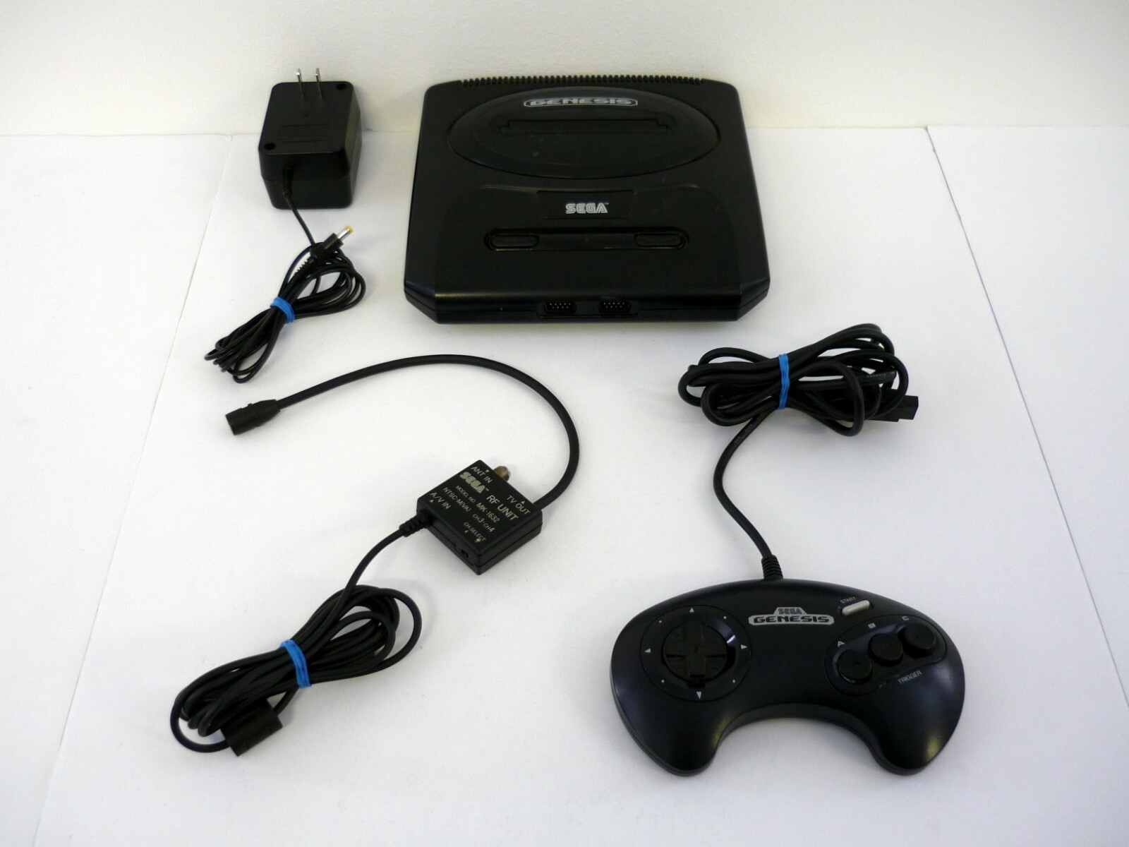Sega Genesis System Console Authentic OEM Model 2 #MK-1631 Bundle Complete