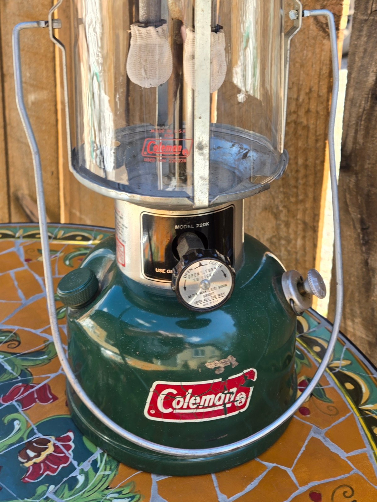 Coleman 1981 Lantern 220K Double Mantle Globe