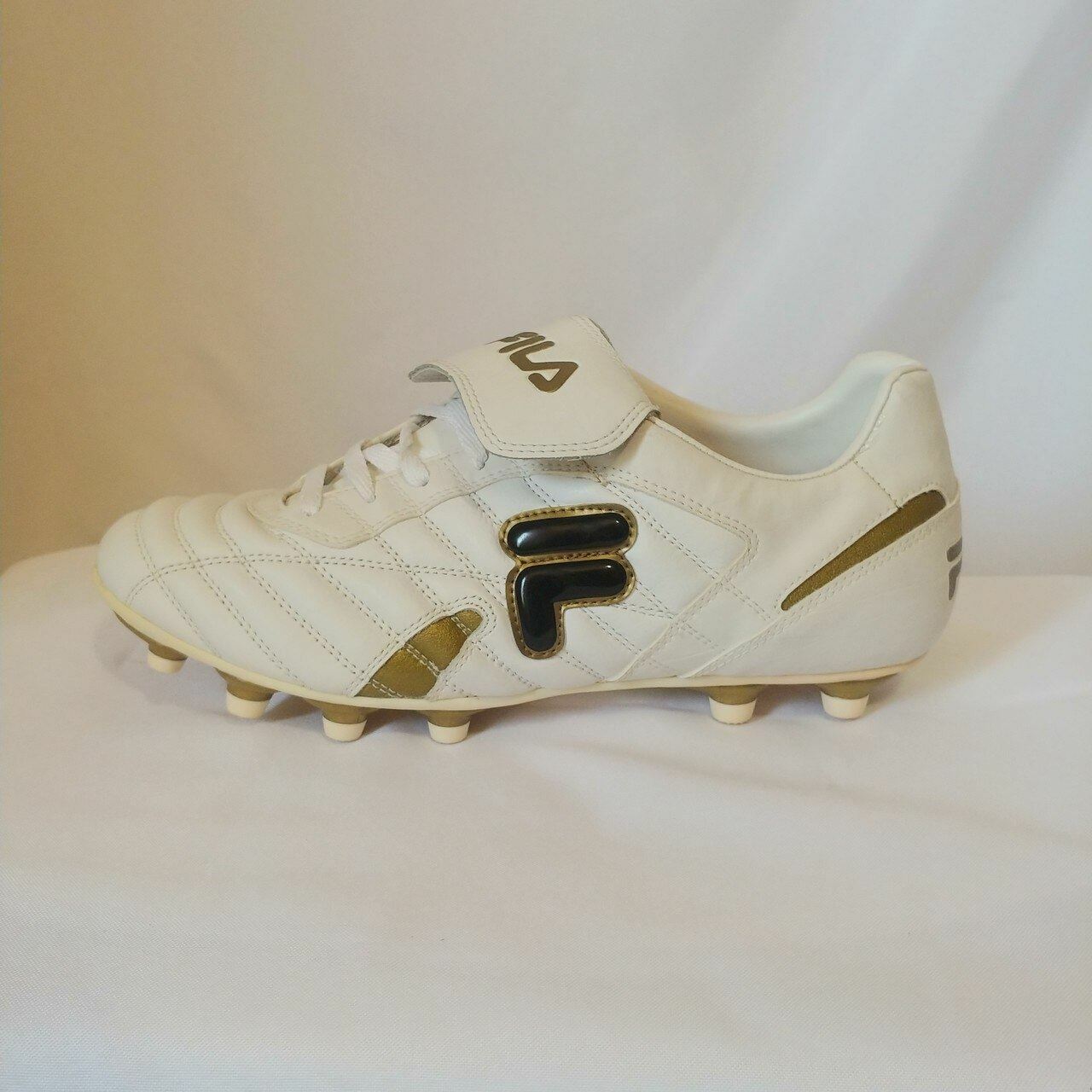 Fila Mens M'S FORZA T MD LEATHER/SYN Soccer Cleats White/Gold-Black
