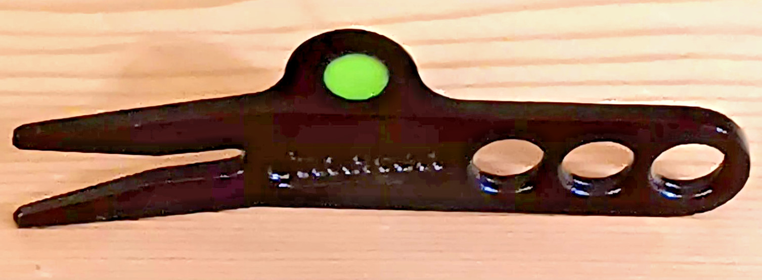 Stacked Golf Divot Pivot Tool Stamped Aluminum - Black Green Brand New
