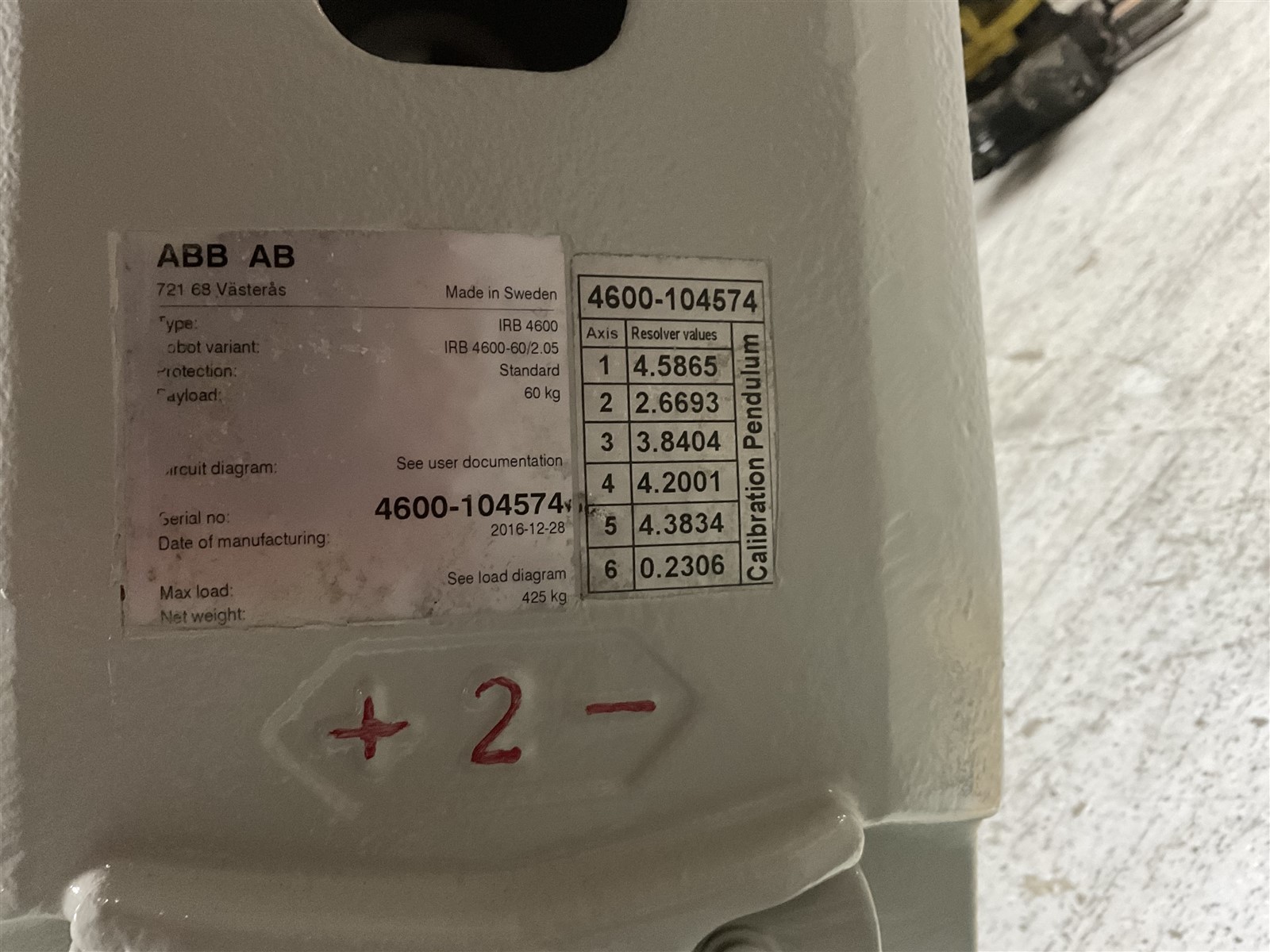 ABB ROBOT IRB4600 WITH CONTROLLER IRC5 SN: 4600-104574