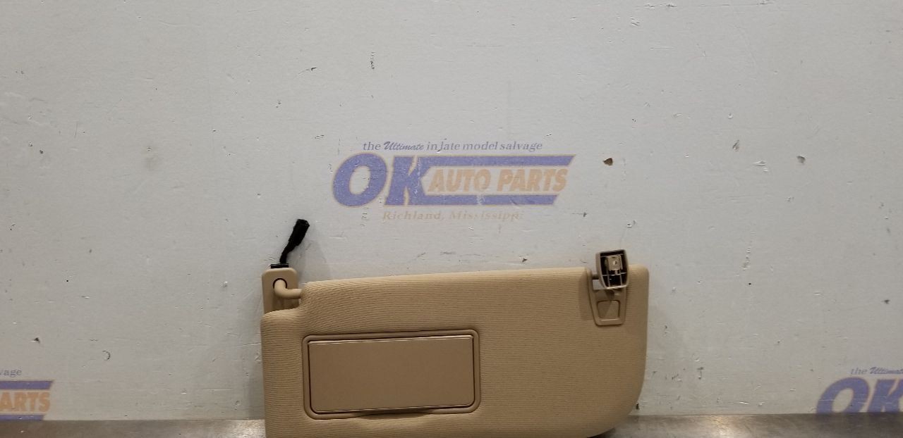 20 FORD F150 CREW CAB SUN VISOR ILLUMINATED GDO LEFT DRIVER TAN