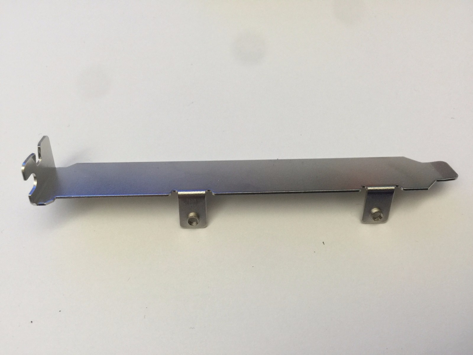 Standard Full Height Bracket for Adaptec 5405 WITHOUT 2 SCREWS