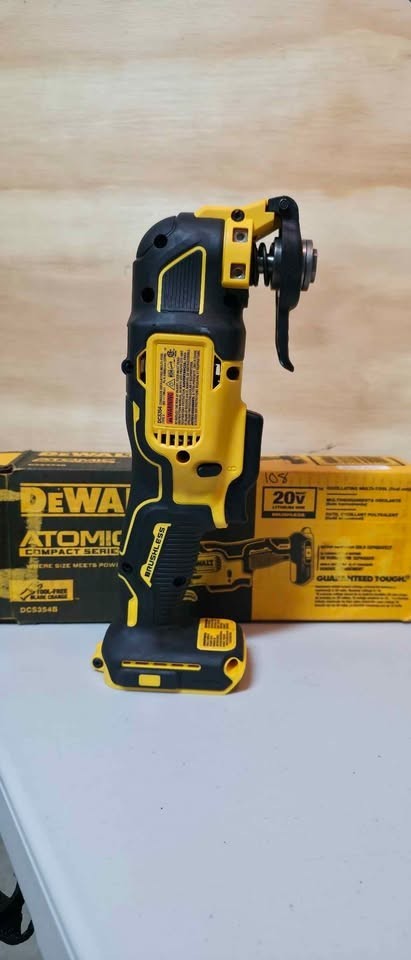 Dewalt DCS354B Oscillating Multi-Tool [item#108]