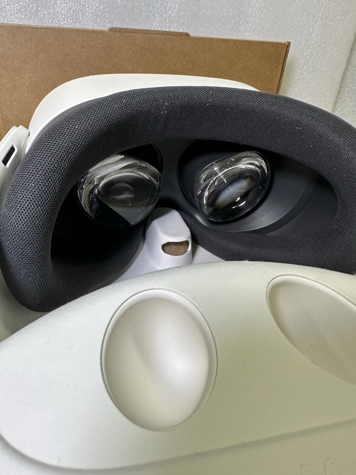 Meta Quest 3S 128GB VR Headset - White #E10.14
