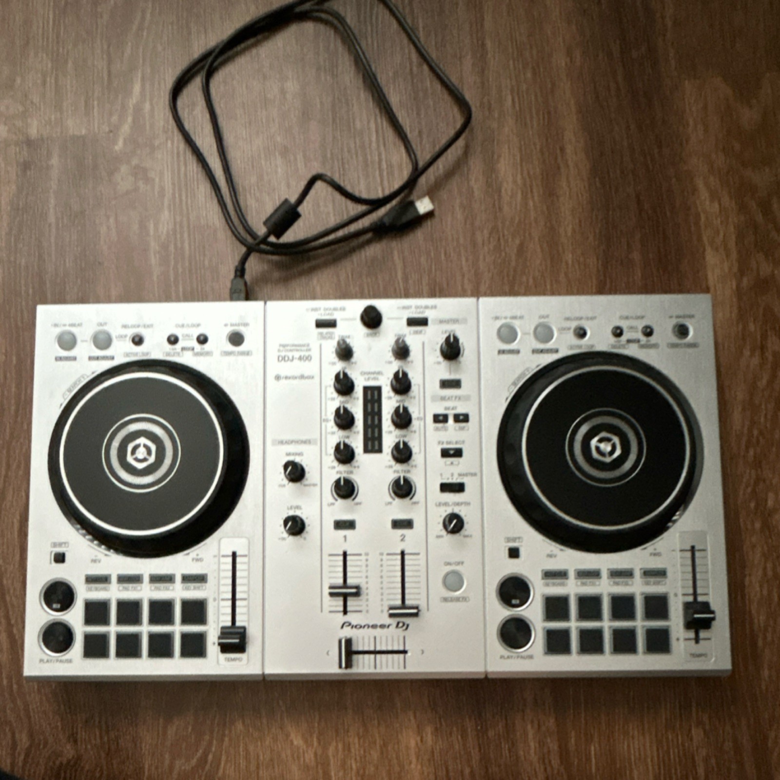 Pioneer DJ DDJ-400 2-Channel 2-Deck Controller Beat FX USB 16 Pads Silver