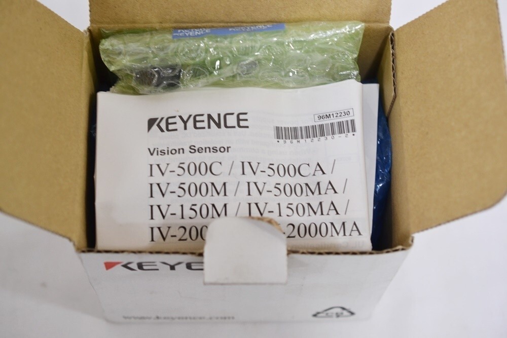 Keyence IV-500CA Image Sensor Head Item With Box New US Free TAX US Free TAX