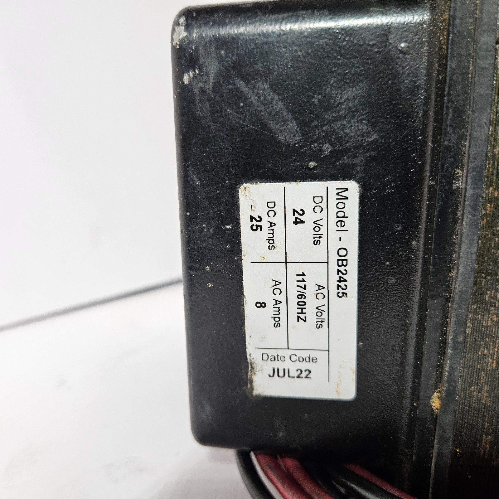 JLG CHARGER, BATTERY 24 V 25A OB2425