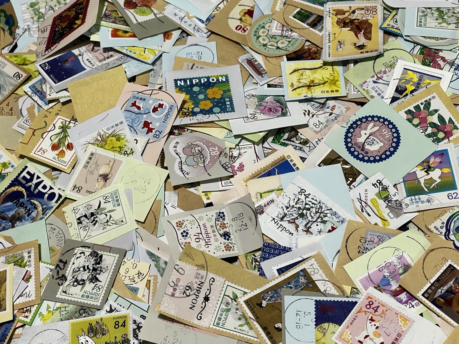 Japan 150 Used Postal Stamps OnPaper Kiloware + Free GIFT & Post.